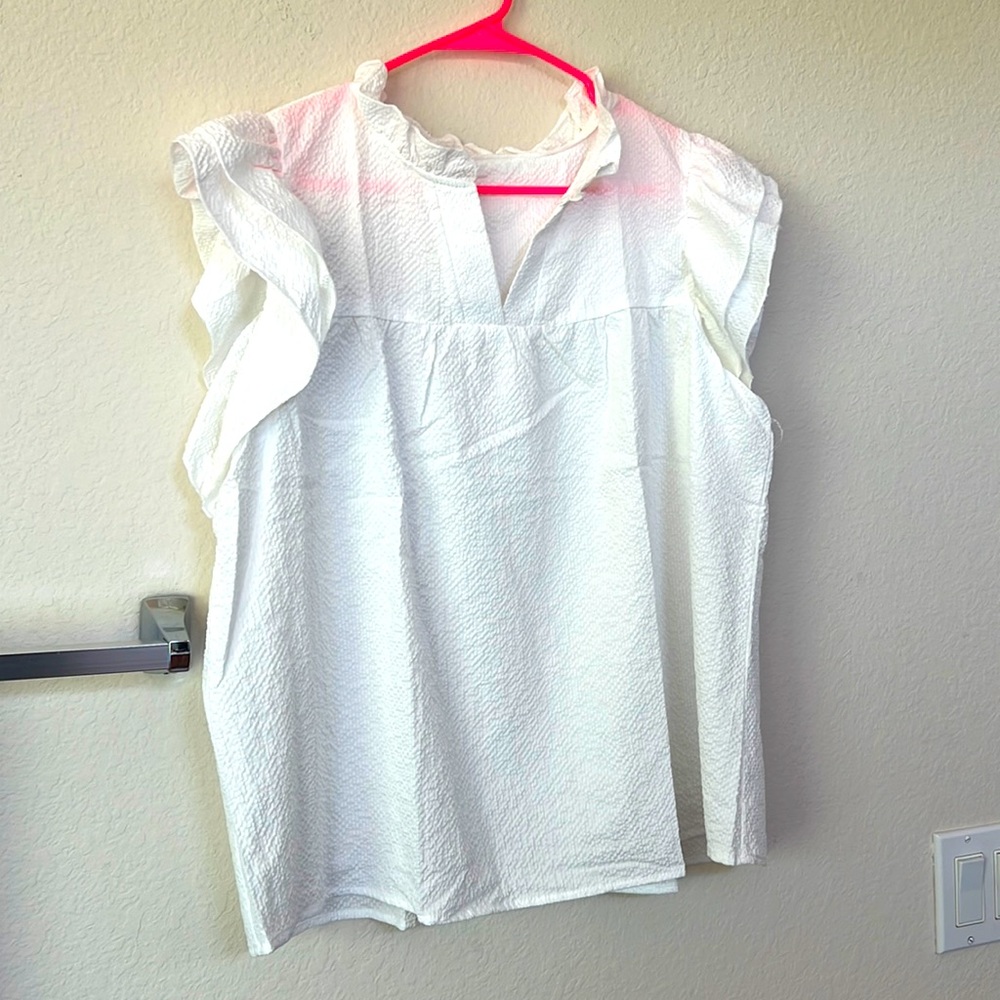 Ruffle sleeve blouse